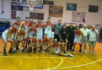 Independiente de Tandil celebró en Campana el 1 de la temporada 2019-20.