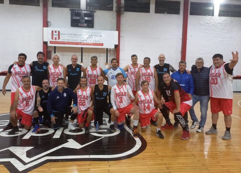 Pilar y GEVP luego del enfrentamiento en el gimnasio de Atlético.