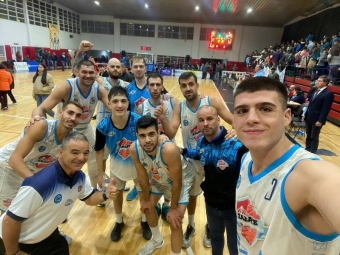 Zárate celebró en cancha de Hispano y espera en cuartos.