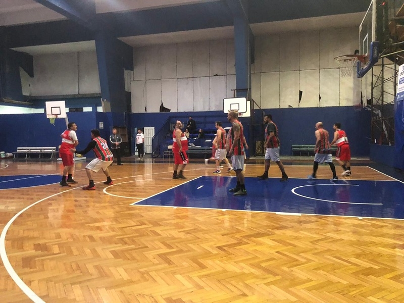 +35B Vélez Sarsfield 74 vs Burzaco FC 63: Fortín a prueba de Pingüinos