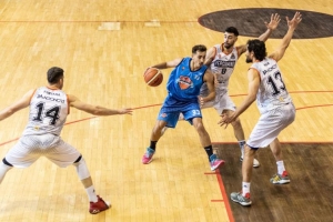 Facundo Pascolatt condujo a Zárate para imponerse ante Pergamino.