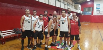 +35A Arquitectura 35 vs Club Morón 63: 8 minutos antes