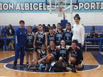 Las Mini de Sportivo Escobar en el Larghi.