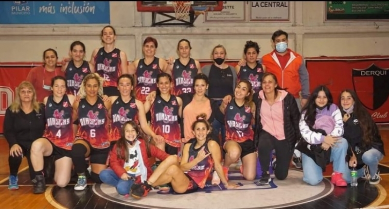 Las Diablas celebraron su primera victoria en la AFMB en el clásico.