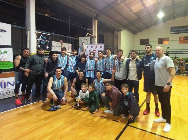 El Bote se llevó el clásico en la calle Chiclana para llegar a los playoffs con todo.