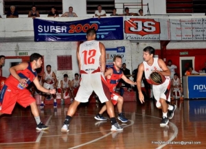 Sportivo tiene su primera chance en casa de meterse en los cuartos de final del Provincial.