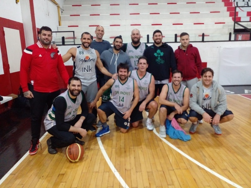 Los Asadores se metieron en semis, derrotando en el choque de cuartos a Los Indios. En semis se la verá con La Colonia, el primer preclasificado.