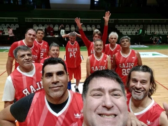 La selfie triunfal de Pilar en La Catedral del Oeste.