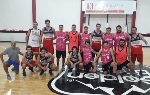 La Fusión y Old Georgian, los protagonistas del juego de clausura de la segunda fecha, posaron para la foto de prensa