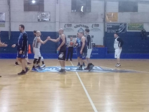 9 de Julio le ganó la semi al campeón Liniers y quiere levantar su séptima copa en 9 años