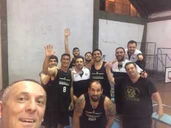 +35ABZC CADU Zárate 83 vs Ciudad Campana 85: Al que quiere Celeste, que le cueste
