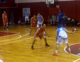 La defensa de Charly Garín Palacios, figura en su regreso al Rojo.