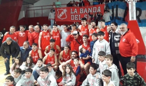 Sportivo celebró la vuelta de Mariano en el Microestadio del Monumental.