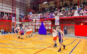 A estadio colmado se vivió la primera final por el ascenso de la ABZC