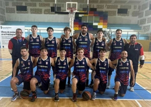 La formación del Ancla que abrió la temporada 2023 en General Rodríguez.