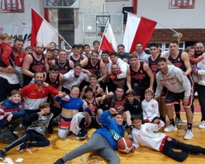 Sportivo Suardi celebró el pasaje a la semifinal de la Conferencia Sur.