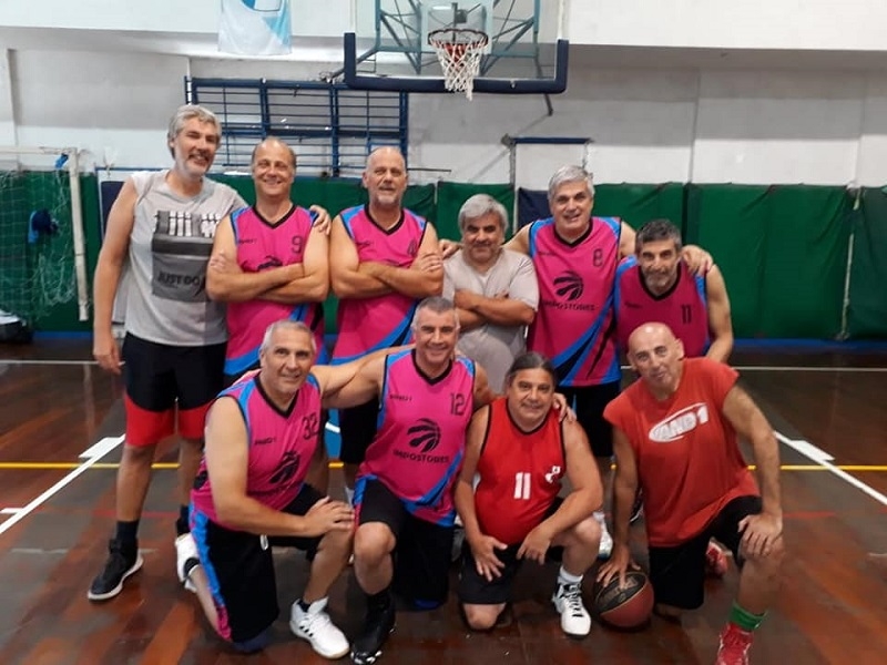 Impostores llegó al tercer lugar luego de derrotar 61-58 a Bosque Platense