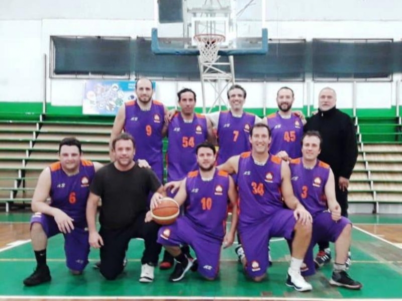 Miramar Básquet derrotó a Teléfonos y cerró la fase regular como N1