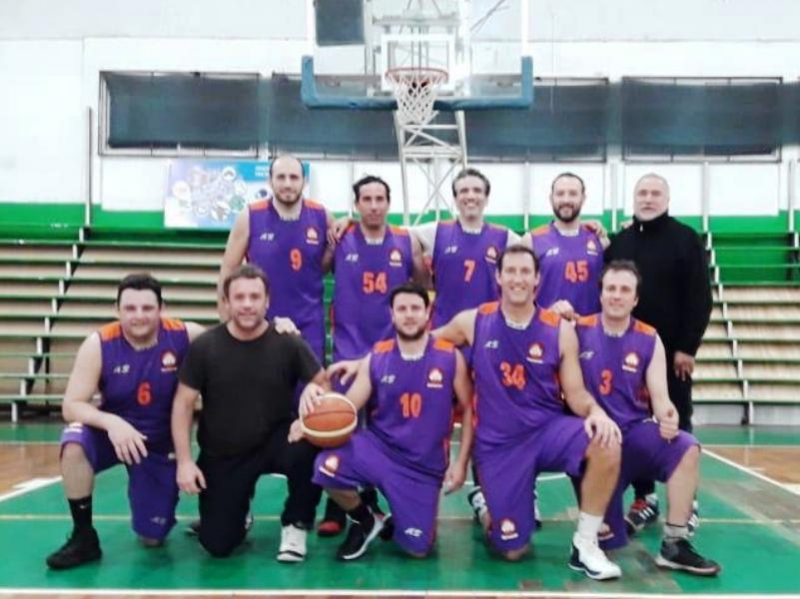 Miramar Básquet derrotó a Teléfonos y cerró la fase regular como N1