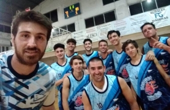 El Celeste sumó un triunfo clave en la ruta para seguir apuntando a los playoffs.