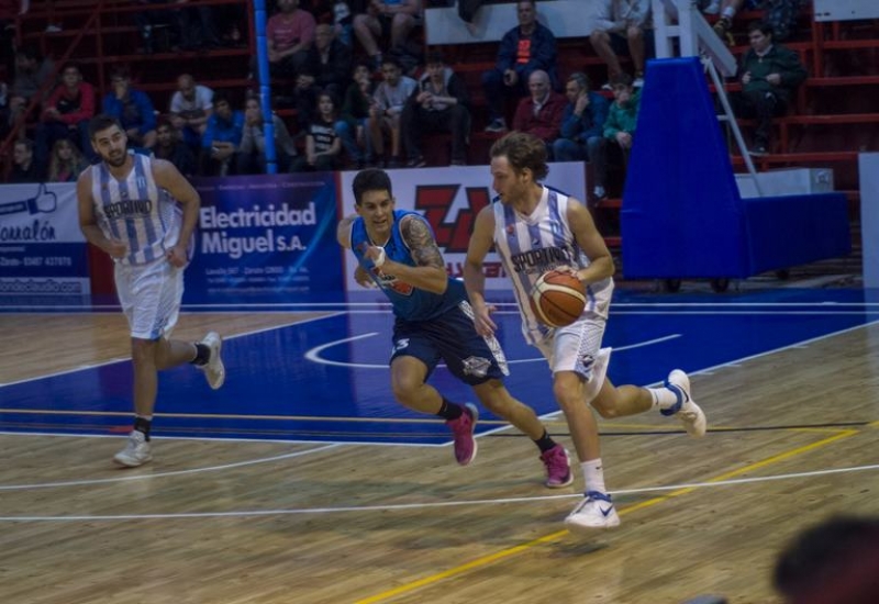 El choque Zárate-Sportivo tiene hoy su cuarto capítulo en el club Paraná.