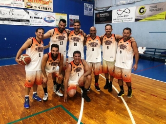 5 Inicial  Team Trede estrenó ropa y sigue invicto, tras vencer a Raver.