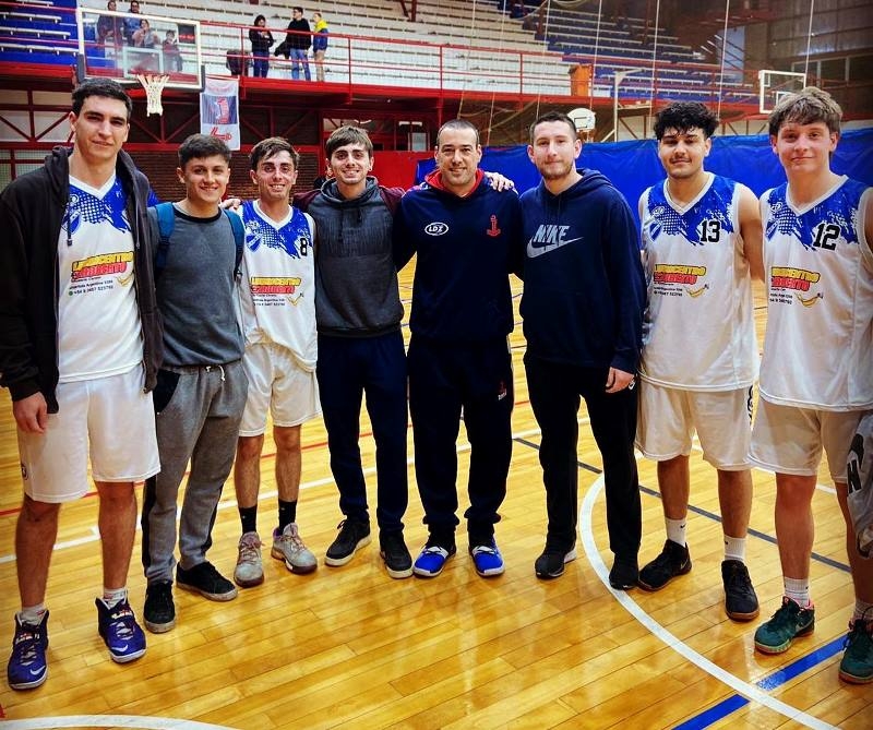 Cantera de la Ribera. Gaspé y los chicos surgido de Náutico que ahora defienden al Expreso.