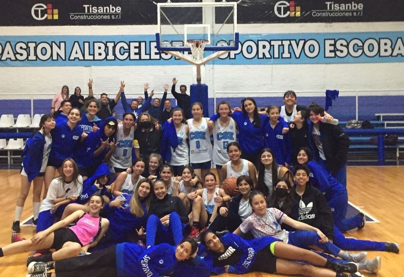 Las Pioneras. Las U13 del Albiceleste fueron las primeras en jugar el Federal. 