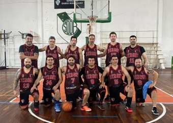 La formación del Rojinegro en Banfield.