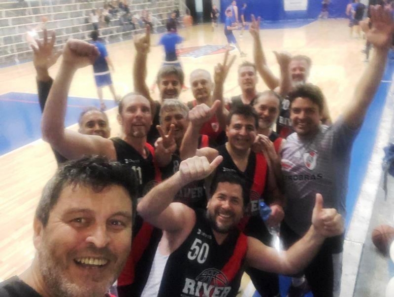 +50B Tres de Febrero B 74 vs River Plate 82: infierno en las torres