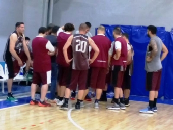 +35A Lanús 81 vs Arquitectura 71: se acercó en Moto