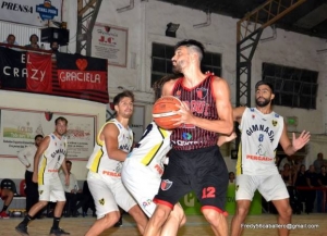 Juani Baquero estuvo en llamas en la noche: 35 pts con 11-15 de cancha.