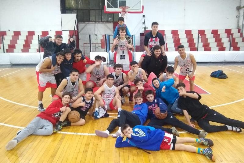 El Rancho celebró en casa el pasaje a las semifinales.