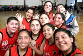 La selfie Sub 15 de las Rojinegras tras la victoria en Núñez.