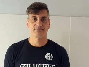 Guillermo &quot;el Comisario&quot; Romero fue otra vez el goleador de San Lorenzo, que derrotó a Tres de Febrero A en el arranque de zona de permanencia.