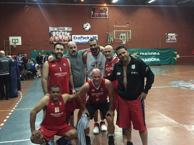 Con Ale Brevis Fernández entre algodones, Meteoro Sarria que vino para que fueran 7, y el Nono Puccio en una gran noche, el Bicho venció de local a Social Beccar.