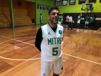El Chelo Quevedo fue la figura de Mitre, que en el segundo tiempo se recuperó y le ganó a San Fernando.